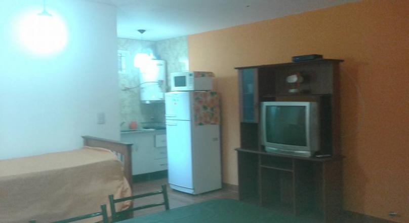 Alquilamos monoambiente para 4 personas en VILLA El CHOCON